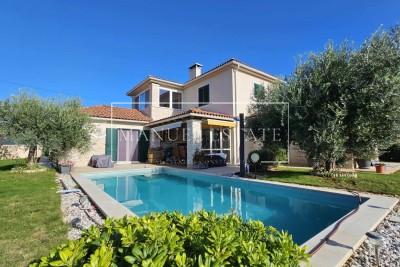 Detached house with swimming pool, Poreč
