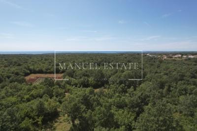 Your dream home starts here – building plot with sea view